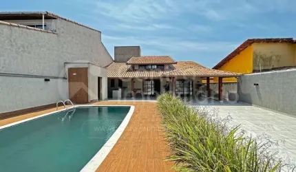CASA à venda com piscina e 4 quartos em Peruíbe, no bairro Cidade Nova Peruíbe