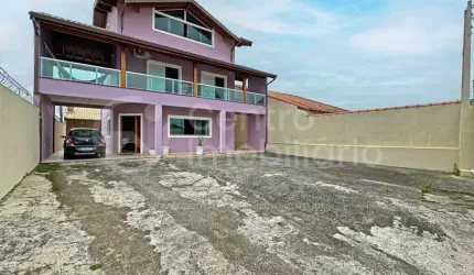 CASA à venda com 4 quartos em Peruíbe, no bairro Belmira Novaes