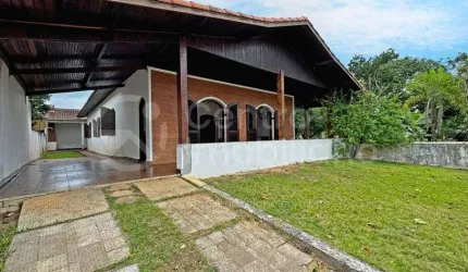 CASA à venda com 3 quartos em Peruíbe, no bairro Jardim Beira Mar