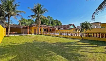 CASA à venda com piscina e 2 quartos em Peruíbe, no bairro Jardim dos Prados