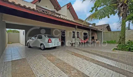 CASA à venda com 3 quartos em Peruíbe, no bairro Jardim Mar E Sol
