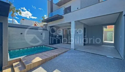 CASA à venda com piscina e 3 quartos em Peruíbe, no bairro Jardim Ribamar
