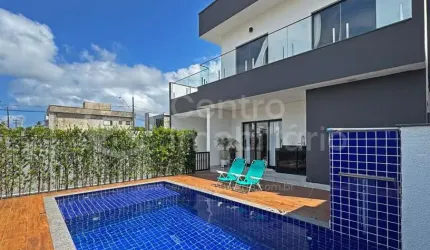 CASA à venda com piscina e 4 quartos em Peruíbe, no bairro Residencial Flora Rica