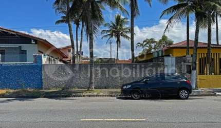 TERRENO à venda em Peruíbe, no bairro Parque Balneario Oasis