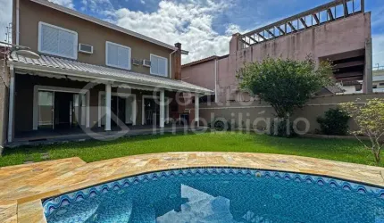 CASA à venda com piscina e 3 quartos em Peruíbe, no bairro Jardim Ribamar