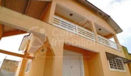 CASA à venda com 3 quartos em Peruíbe, no bairro Balneario Arpoador