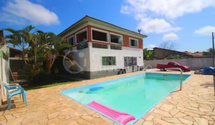 CASA à venda com piscina e 4 quartos em Peruíbe, no bairro Cidade Nova Peruíbe