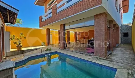 CASA à venda com piscina e 5 quartos em Peruíbe, no bairro Estancia Sao Jose