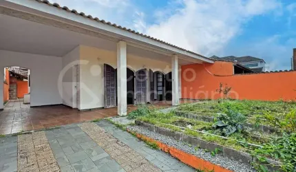 CASA à venda com 3 quartos em Peruíbe, no bairro Jardim Imperador