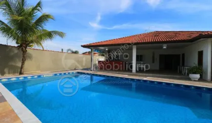 CASA à venda com piscina e 4 quartos em Peruíbe, no bairro Jardim Imperador