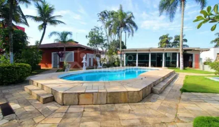 CASA à venda com piscina e 4 quartos em Peruíbe, no bairro Balneario Sambura