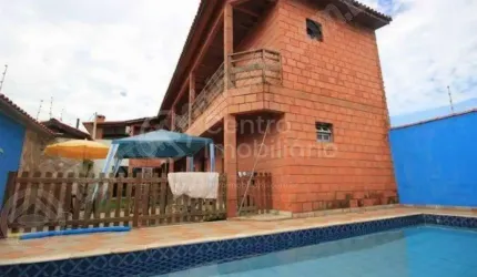 CASA à venda com piscina e 7 quartos em Peruíbe, no bairro Estancia Sao Jose