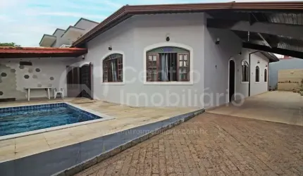 CASA à venda com 4 quartos em Peruíbe, no bairro Parque Balneario Oasis
