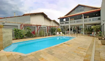 CASA à venda com piscina e 6 quartos em Peruíbe, no bairro Cidade Nova Peruíbe