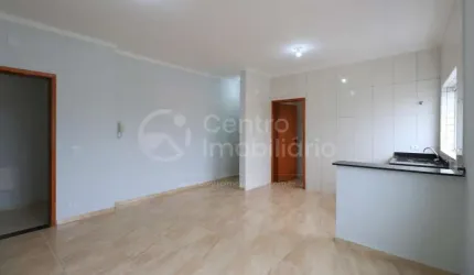 APARTAMENTO à venda com 2 quartos em Peruíbe, no bairro Centro