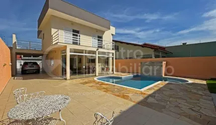 CASA à venda com piscina e 4 quartos em Peruíbe, no bairro Estancia Balnearia Convento Velho