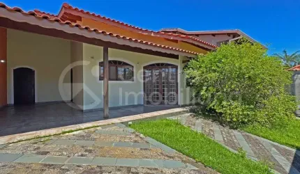 CASA à venda com 3 quartos em Peruíbe, no bairro Jardim Imperador