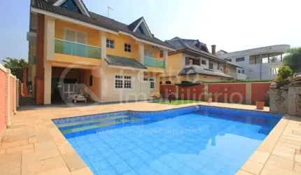 CASA à venda com piscina e 4 quartos em Peruíbe, no bairro Bougainvillee I