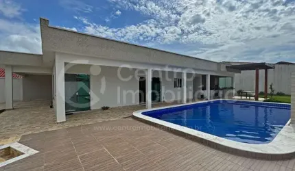 CASA à venda com piscina e 4 quartos em Peruíbe, no bairro Parque Balneario Oasis
