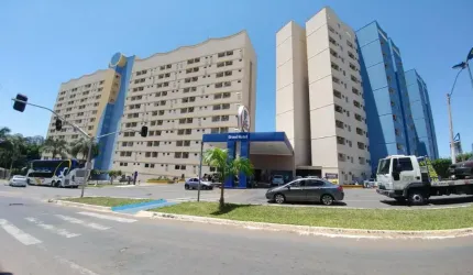 Apartamento de 02 Quartos para venda no Golden Dolphin Grand Hotel em Caldas Novas-GO
