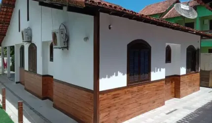 Casa para Venda em Araruama, Pontinha, 4 dormitórios, 3 suítes, 2 banheiros, 2 vagas