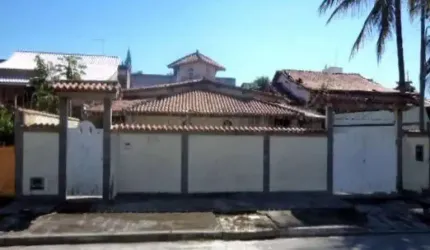 Casa para Venda em Saquarema, Boqueirão, 3 dormitórios, 3 suítes, 4 banheiros, 2 vagas