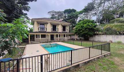 Casa para Venda em Saquarema, Itaúna, 6 dormitórios, 2 suítes, 6 banheiros, 2 vagas