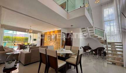 Casa Duplex de esquina no Bosque dos Pássaros com 218m²