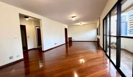 Apartamento para venda tem 200 metros quadrados com 4 quartos em Vila Mariana - São Paulo - SP