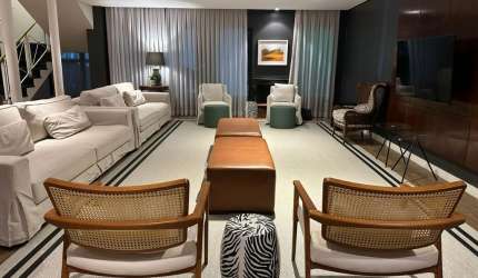 Linda casa de condominio em São Roque com 503 metros com 4 dormitórios