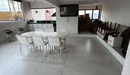 Apartamento a venda no bairro da Vila Gumercindo com 185 metros com 3 dormitórios