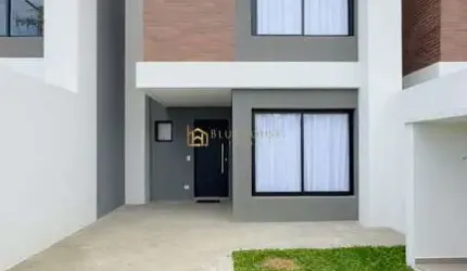 Casa em condomínio fechado com 3 quartos à venda na Rua Leonardo Pianowski, Pinheirinho, Curitiba, 109 m2 por R$ 699.900