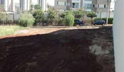 Terreno à venda no bairro Nova Aliança Sul
