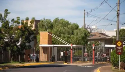 Sobrado a venda no condomínio Saint Gerard. Bairro Jardim Saint Gerard.
