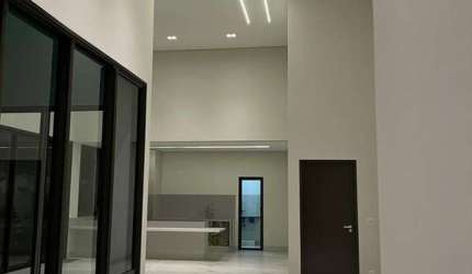 Casa térrea condomínio  3 Suítes