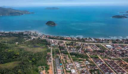 Apartamento a 400 m da Praia do Sapê-Ubatuba