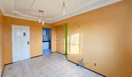 Apartamento com 3 quartos à venda na Avenida Augusto dos Anjos, 220, Jóquei Clube, Fortaleza por R$ 230.000