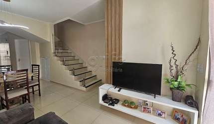 Casa com 3 quartos à venda na Esmeralda, 177, Mondubim, Fortaleza por R$ 400.000