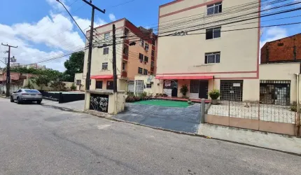 Apartamento com 4 quartos à venda na Rua Belo Horizonte, 2928, Jóquei Clube, Fortaleza por R$ 230.000