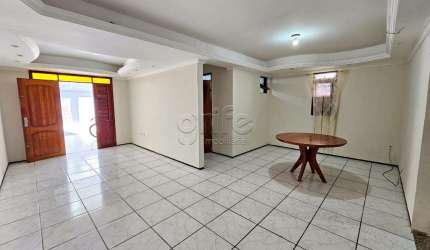 Casa com 6 quartos à venda na Capitão Pinto Mesquita, 290, Itaperi, Fortaleza por R$ 750.000