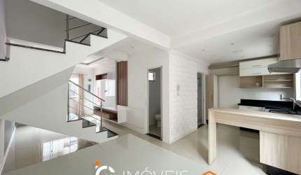 Sobrado com 3 dormitórios à venda, 109 m² por R$ 449.000,00 - Itoupavazinha - Blumenau/SC