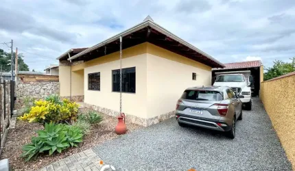 Casa com 3 dormitórios sendo 1 suíte à venda, 240 m² por R$ 850.000 - Passo Manso - Blumenau/SC