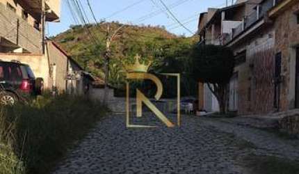 Casa com Terreno em Realengo / Rj