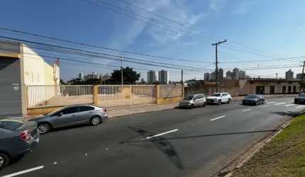 IMÓVEL COMERCIAL NA AVENIDA FRANCISCO DE PAULA LEITE