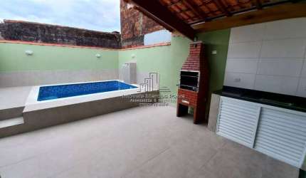 Casa nova, com piscina, na cidade de Mongaguá!