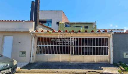 Sobrado a venda em Mongaguá, lado praia.