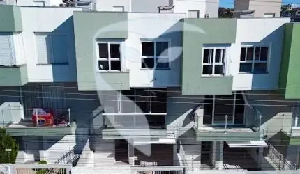 Casa com 3 quartos à venda na Vila Verde, Caxias do Sul  por R$ 650.000