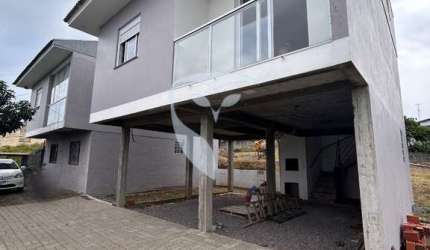 Casa em condomínio fechado com 2 quartos à venda no Rio Branco, Caxias do Sul  por R$ 380.000