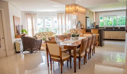Casa à venda no Centro, Flores da Cunha  por R$ 5.300.000