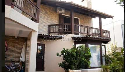 Casa com 5 quartos à venda na Rua Bosque das Aroeiras, 280, Campeche, Florianópolis por R$ 2.650.000